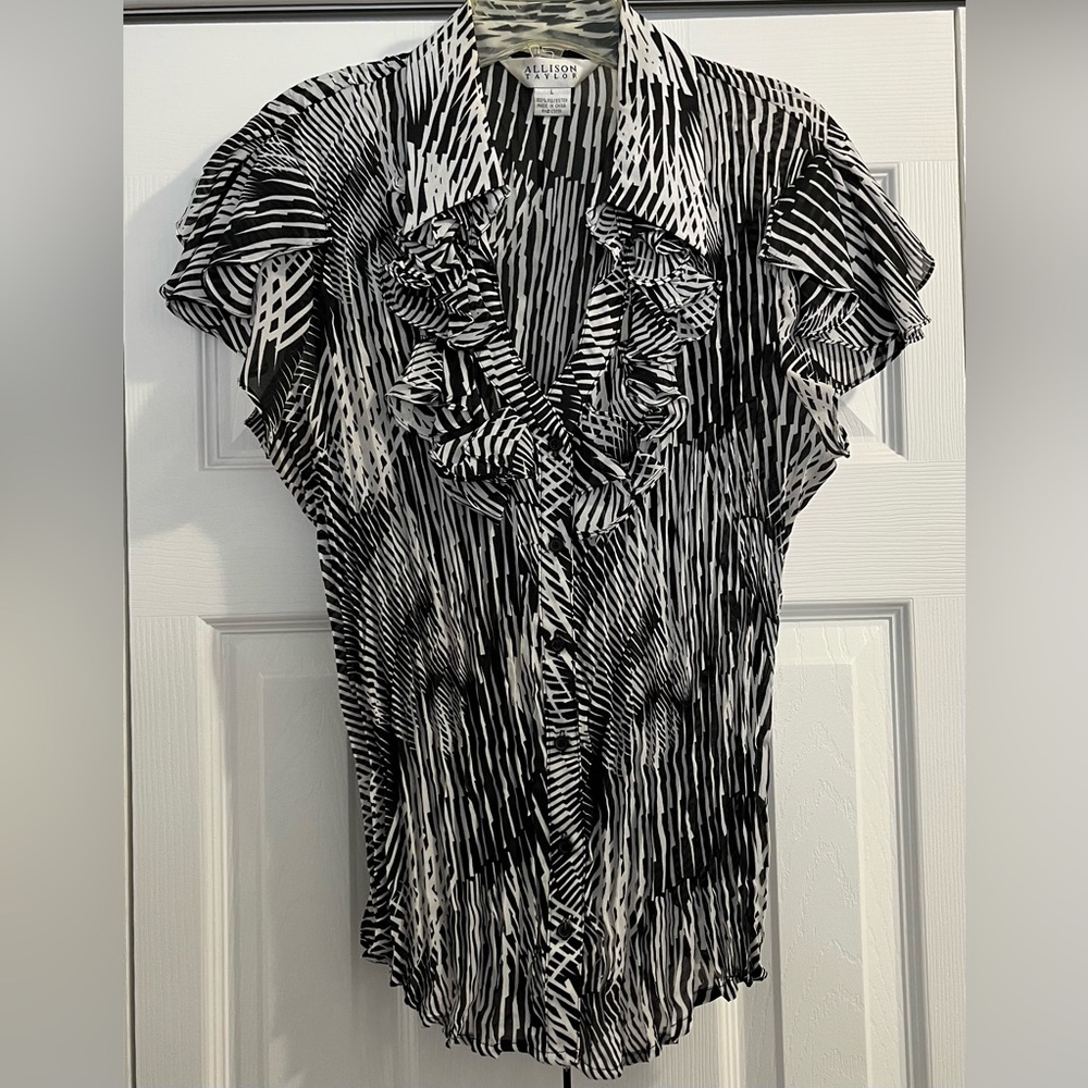 Allison Taylor pleated ruffled front blouse in black and white Size L